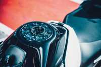 FUEL TANK QUICK LOCK