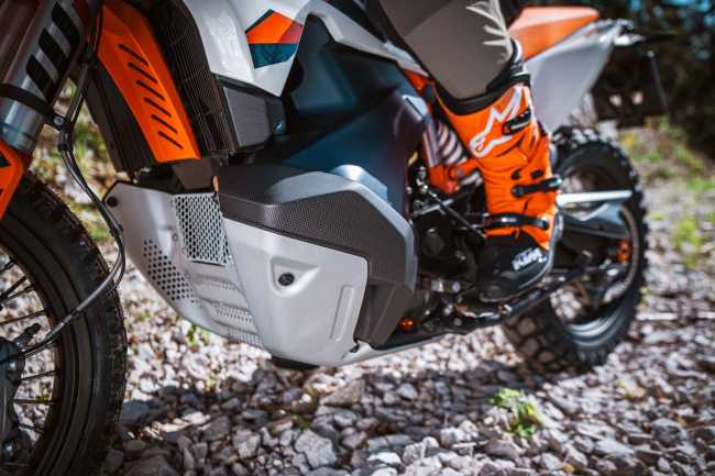 FUEL TANK PROTECTION SET