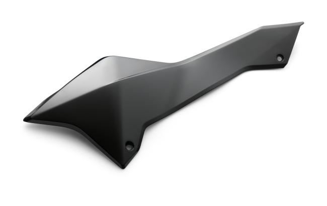SIDE FAIRING