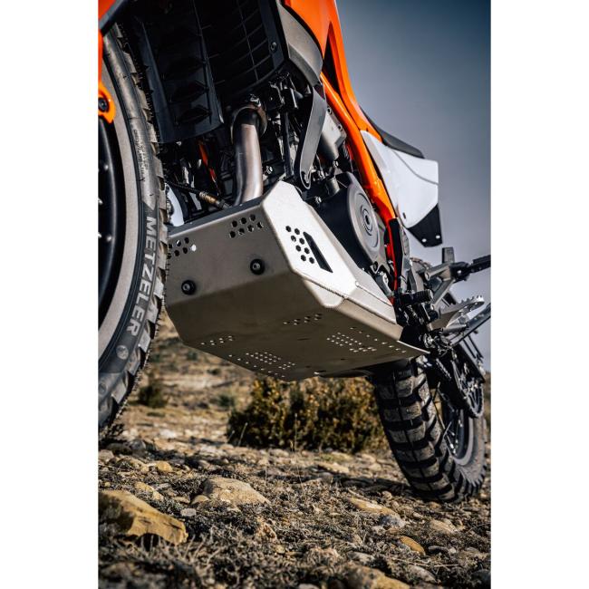 SKID PLATE