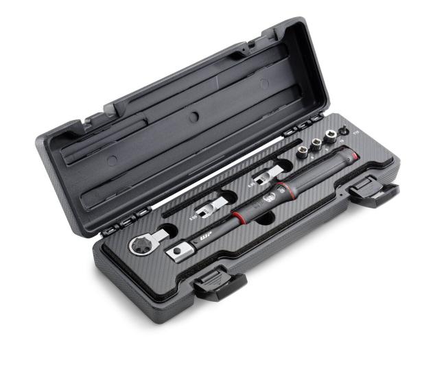 TORQUE WRENCH